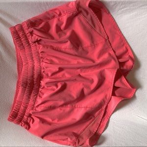 Lululemon Hotty Hot short | size 4 | hot pink